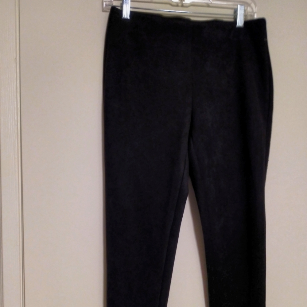 PANTS ZAC  RACHEL AND SIZE S and color black